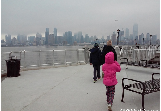 Chart House Restaurant - Weehaken Pier 005